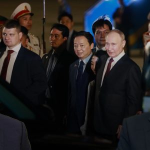 Người ủng hộ Putin được thoải mái, người chống đối thì bị hạn chế